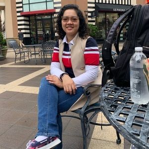 Meet your Posher, Ly